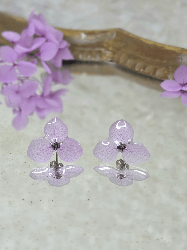 Les délicates simple violet clair