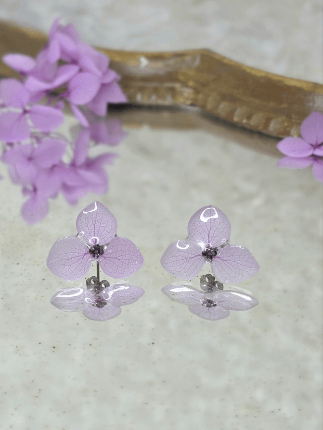 Les délicates simple violet clair